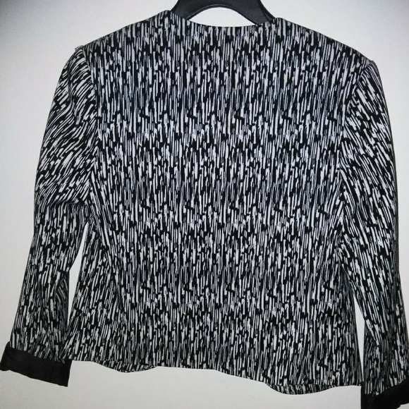 H&M blazer - Picture 3 of 3